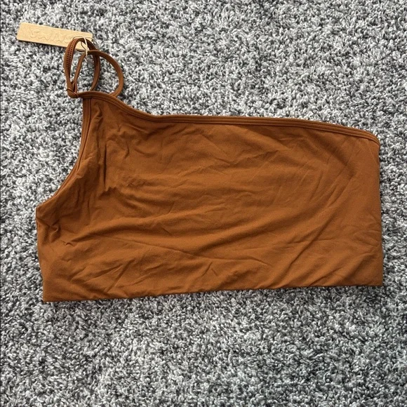 NWT Skims Fits Everybody One Shoulder Bralette in Copper Small - Picture 3 of 8